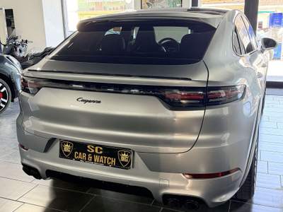 Porsche Cayenne Coupe 3.0 e-hybrid sportdesign Argento usata Curti