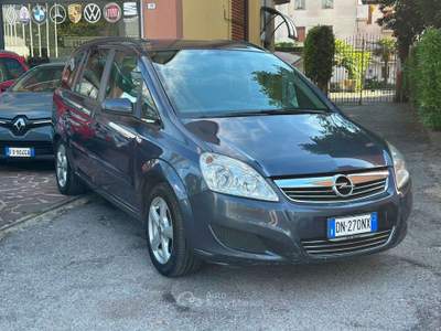 Opel Zafira 1.9 cdti Cosmo 120cv 7 POSTI IN PERFETTE CONDIZION usata Lesmo