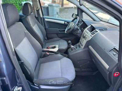 Opel Zafira 1.9 cdti Cosmo 120cv 7 POSTI IN PERFETTE CONDIZION usata Lesmo
