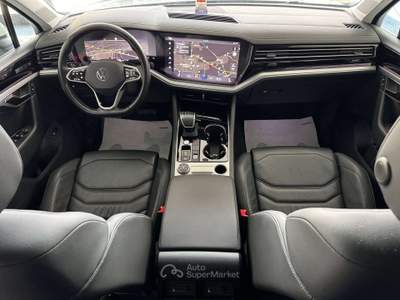 Volkswagen Touareg 3.0 V6 tdi Exclusive 231cv 4Motion Uniprop Stupend Bianco usata Giugliano in Campania