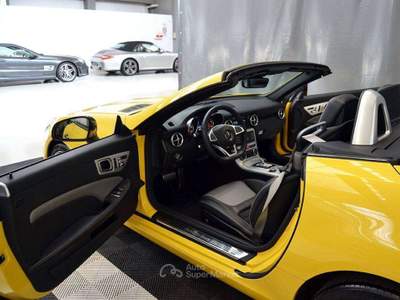 Mercedes-Benz SLC Premium AMG line Final Edition Km 18.000 Giallo usata Monza