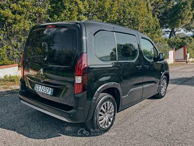 Peugeot Rifter 1.5 bluehdi 100cv N1 Autocarro Allure Nero usata Senigallia