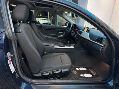 BMW Serie 4 420d 420 420d Coupé Luxury Blu/Azzurro usata Prato
