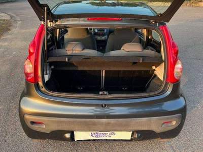 Peugeot 107 107 20007 5p 1.0 12v Plaisir 2tronic Grigio usata Costa di Mezzate