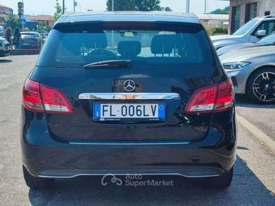 Mercedes-Benz Classe B CDI Autom NAVI-PDC-CAMERA Nero usata Rovato