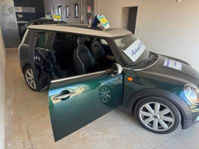 MINI Cooper D Clubman 1.6 16V Verde usata LUCERA