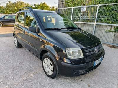Fiat Panda Dynamic GANCIO TRAINO Nero usata Altamura Fiat Panda Dynamic GANCIO TRAINO Nero usata Altamura