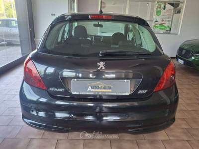 Peugeot 207 * 3p 1.4 8v*CINGHIA FATTA 156000KM Nero usata Carvico