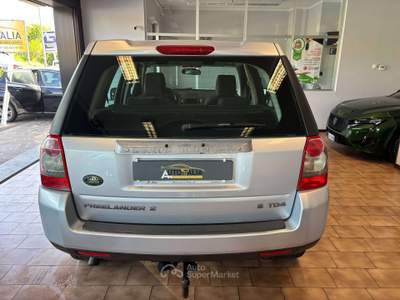 Land Rover Freelander 2.2 td4 HSE*GANCIO TRAINO Grigio usata Carvico