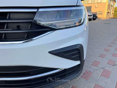 Volkswagen Tiguan 2.0 TDI Elegance 150cv dsg UNIPRO BOOKSERVICE Bianco usata San Felice sul Panaro