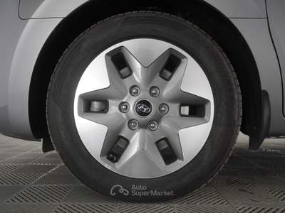Hyundai Staria Staria 2.2 AT AWD 9 posti Wagon Argento usata Verona