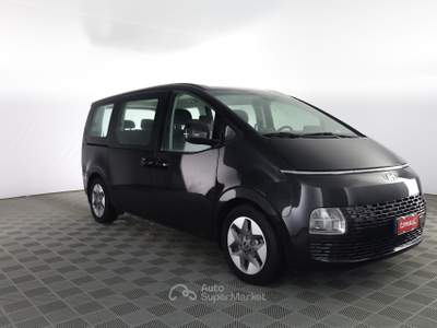 Hyundai Staria Staria 2.2 AT AWD 9 posti Wagon Nero usata Verona