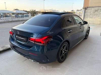 Mercedes-Benz Classe A d Automatic Premium Sedan TETTO-PACK NIGHT Blu/Azzurro usata Carovigno