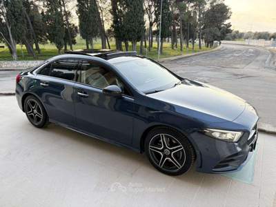 Mercedes-Benz Classe A d Automatic Premium Sedan TETTO-PACK NIGHT Blu/Azzurro usata Carovigno