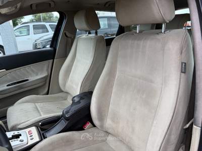 Alfa Romeo 159 JTDm 16V Exclusive Q-Tronic Design Giugiaro Nero usata Ferrara