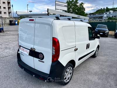 Fiat Doblò DOBLO AUTOCARRO 1.6 MTJ 105CV 6M 3 POSTI Bianco usata Potenza