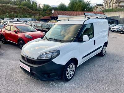 Fiat Doblò DOBLO AUTOCARRO 1.6 MTJ 105CV 6M 3 POSTI Bianco usata Potenza