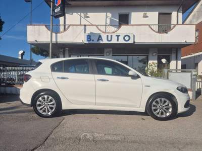 Fiat Tipo Tipo 5p 1.4 Lounge 95cv my20 Gpl Bianco usata Fosso ghiaia