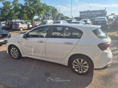 Fiat Tipo Tipo 5p 1.4 Lounge 95cv my20 Gpl Bianco usata Fosso ghiaia