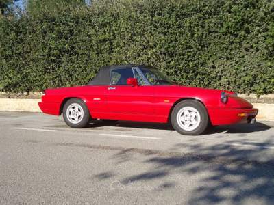 Alfa Romeo Spider Ultima Alfa Romeo costruita a carburatori Rosso usata PESARO