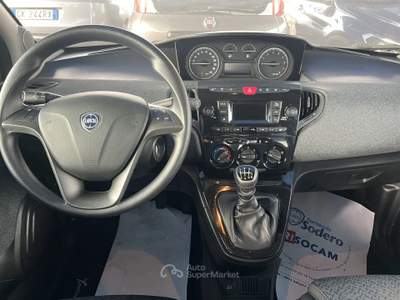 Lancia Ypsilon unico proprietario Blu/Azzurro usata Tricase