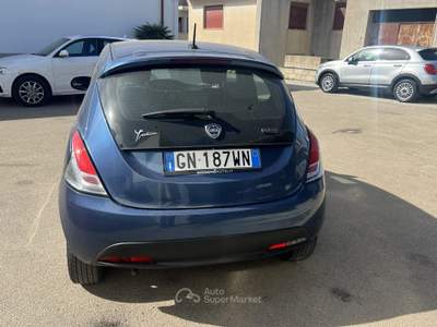 Lancia Ypsilon unico proprietario Blu/Azzurro usata Tricase