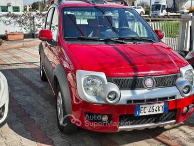 Fiat Panda FIAT PANDA CROSS Rosso usata Spresiano