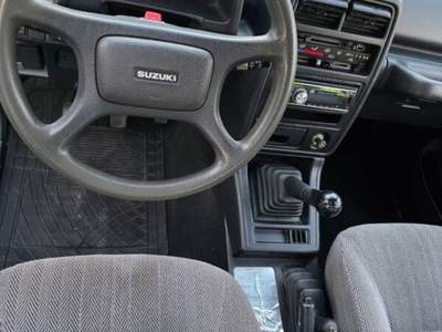 Suzuki Vitara Vit. 1.6 16v JLX P.pck DeLuxe S. SW usata Fermo
