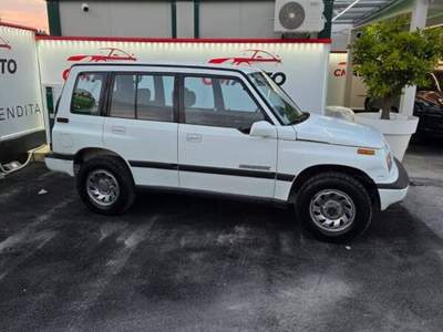 Suzuki Vitara Vit. 1.6 16v JLX P.pck DeLuxe S. SW usata Fermo