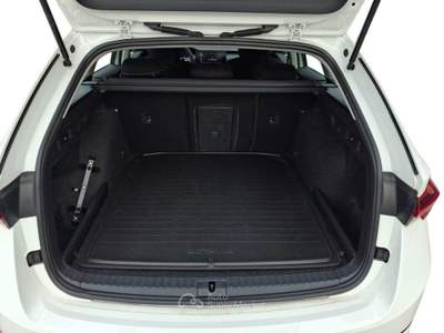 Skoda Octavia 1.5 g-tec Ambition 130cv dsg usata Fermo