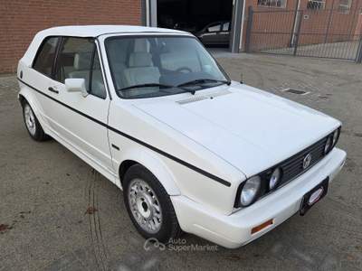 Volkswagen Golf Cabriolet 1800 3 porte Champ 110cv Karmann Bianco usata Robassomero