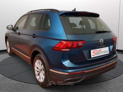 Volkswagen Tiguan 2.0 TDI 150 CV SCR DSG Life Pari al Nuovo Blu/Azzurro usata Fano