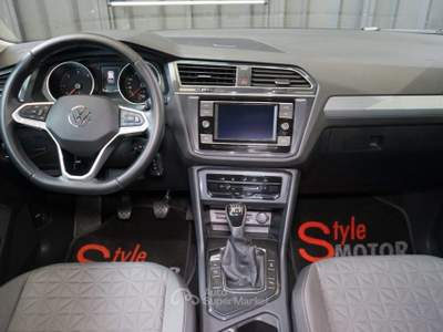 Volkswagen Tiguan 2.0 TDI 150 CV SCR DSG Life Pari al Nuovo Blu/Azzurro usata Fano