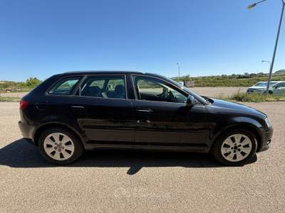 Audi A3 Ok Neopatentato, Gancio Traino Audi, sensori, sedili riscaldati Nero usata Farnese