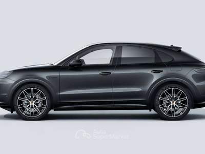 Porsche Cayenne Coupè Hybrid Black Edition_Pronta consegna_Asse sterzante Nero usata Grandate