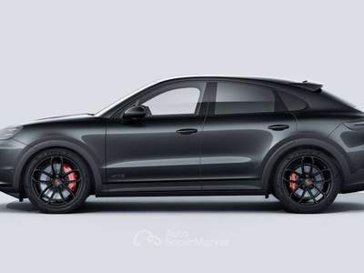 Porsche Cayenne Coupe GTS 500cv_Pack sport alleggerito_Scarico Centrale_Pronta consegna Nero usata Grandate