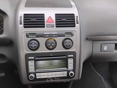 Volkswagen Touran 2.0 tdi Highline Grigio usata San Nicolò