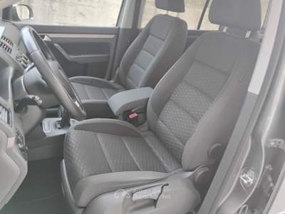 Volkswagen Touran 2.0 tdi Highline Grigio usata San Nicolò