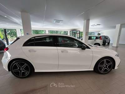 Mercedes-Benz Classe A A 180 AMG Line Premium auto - Luci - Cerchi 18'' - Night Pack Bianco usata Meda