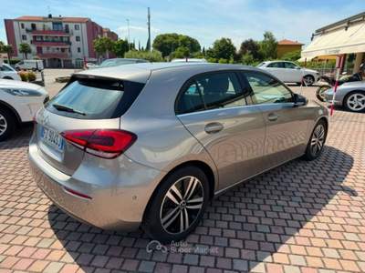 Mercedes-Benz Classe A d Automatic Premium 116cv Beige usata San Donà di Piave