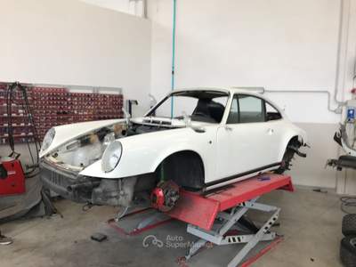 Porsche 911 Carrera 200 Cavalli Bianco usata PESARO