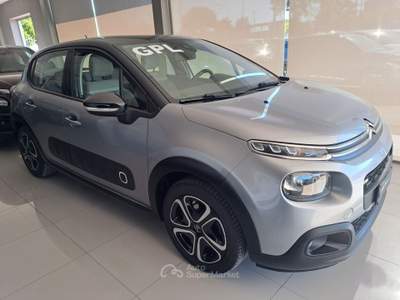 Citroen C3 1.2 B/GPL 82 Shine KM 90552 - 2019 Grigio usata Parete