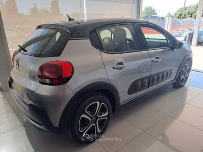 Citroen C3 1.2 B/GPL 82 Shine KM 90552 - 2019 Grigio usata Parete