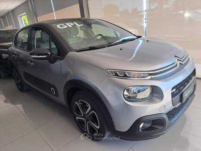 Citroen C3 1.2 B/GPL 82 Shine KM 90552 - 2019 Grigio usata Parete