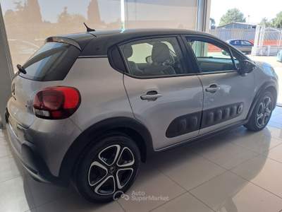 Citroen C3 1.2 B/GPL 82 Shine KM 90552 - 2019 Grigio usata Parete