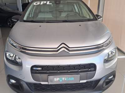Citroen C3 1.2 B/GPL 82 Shine KM 90552 - 2019 Grigio usata Parete