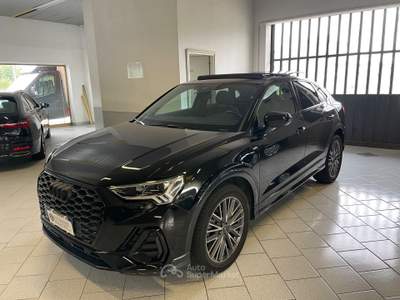 Audi Q3 Sportback 45 TFSI e S tronic Line Black Tetto Nero usata Gozzano