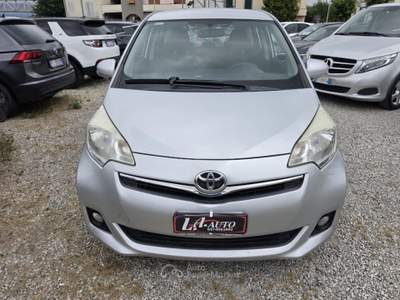 Toyota Verso-S - Verso-S 1.4d Active mt usata Prato