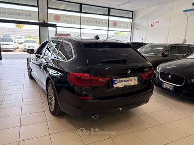BMW Serie 5 520d 520 d Touring BUSINESS Aut. PELLE Nero usata Bagnaria Arsa