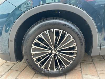 Volkswagen Tiguan 1.5 eTSI Edition Plus 130cv DSG Blu/Azzurro usata Sarego
